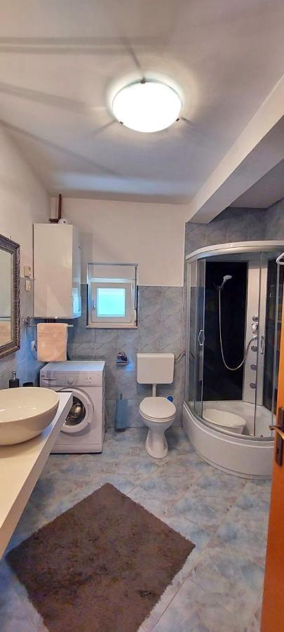 Apartment M&M With Private Pool Kucine Экстерьер фото